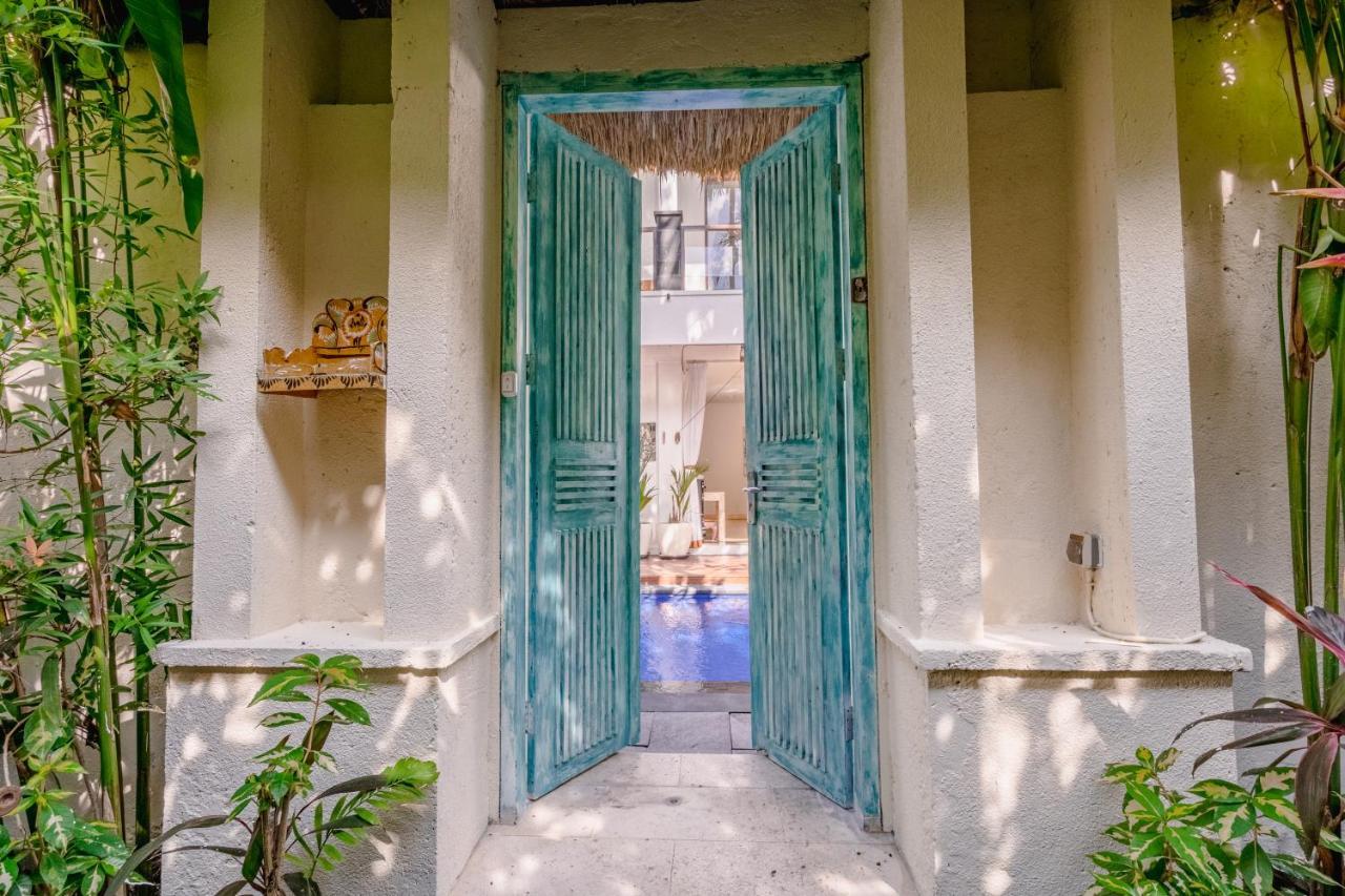 Villa Alleira Seminyak Esterno foto