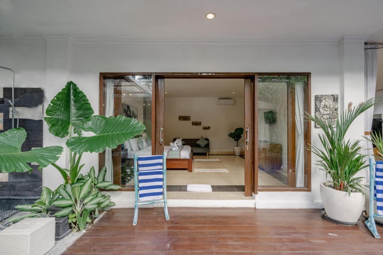 Villa Alleira Seminyak Esterno foto